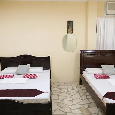 Sascha'S Resort Oslob Room photo