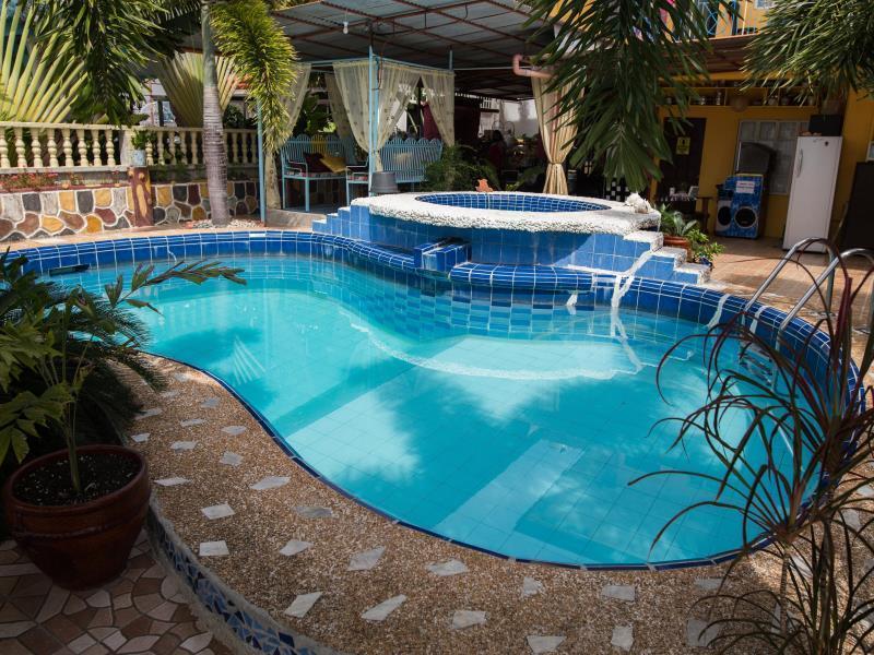 Sascha's Resort Oslob